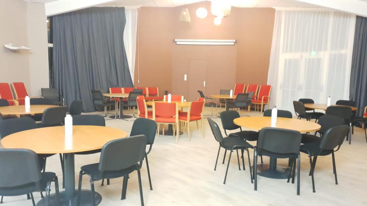 Greet Hotel Castres Saix Saix  Exteriör bild