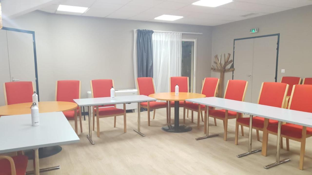 Greet Hotel Castres Saix Saix  Exteriör bild