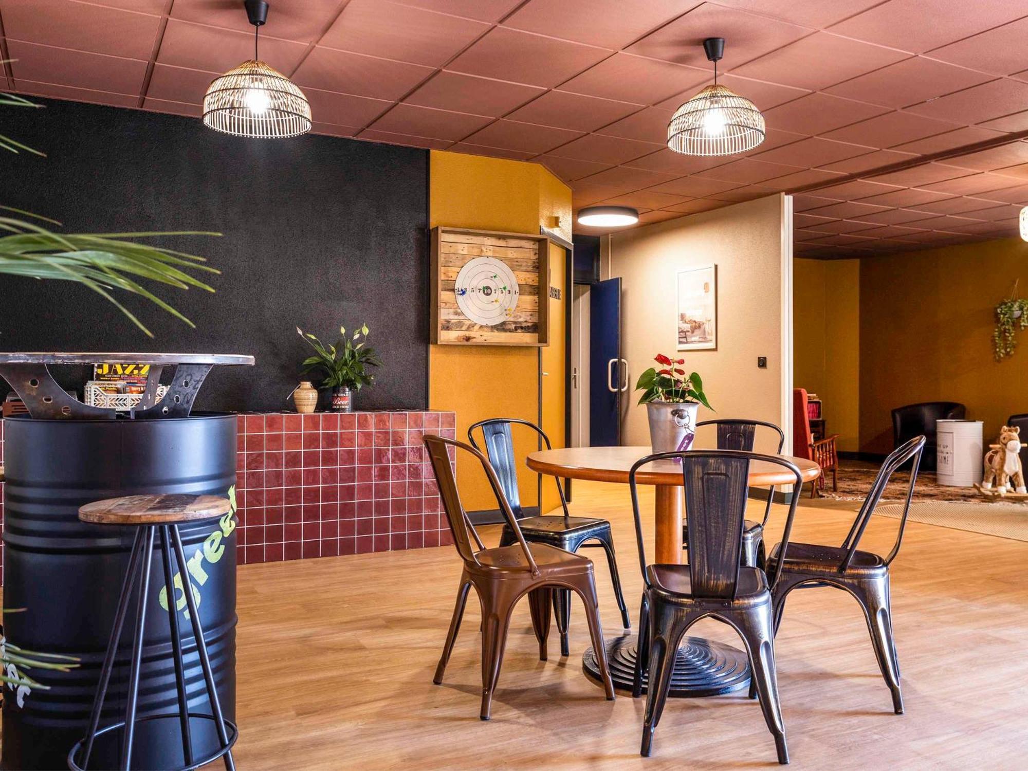 Greet Hotel Castres Saix Saix  Exteriör bild